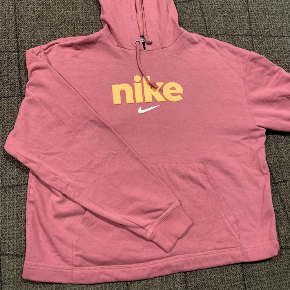 Pink Women’s Nike Hoodie!!!